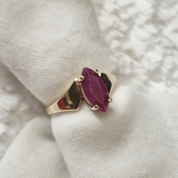 Vintage 10k Yellow Gold Marquise Cut Ruby Solitaire Ring - Picture 2 of 10